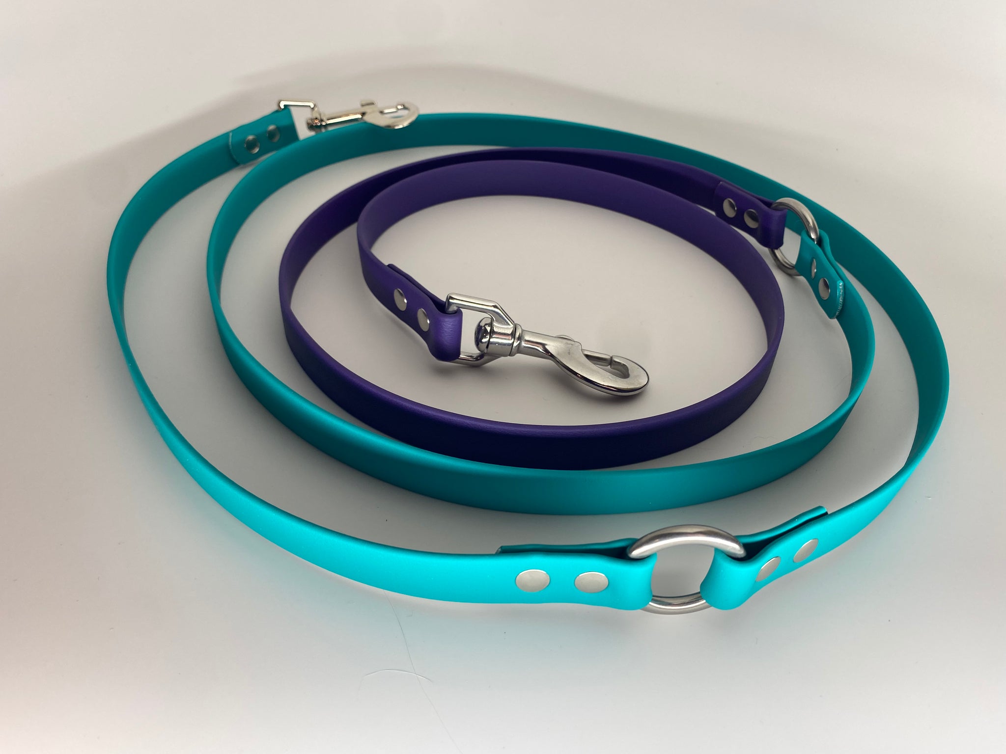 Biothane hands clearance free leash